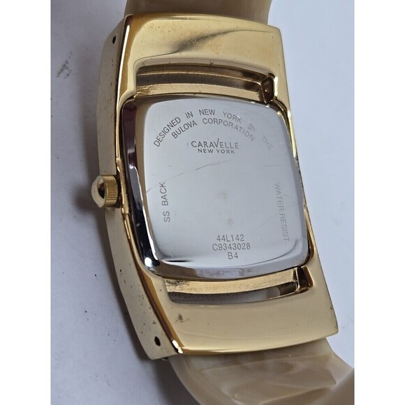 Caravelle by Bulova Crystal Bangle Watch Champagne Dial New Battery Quartz main image 8